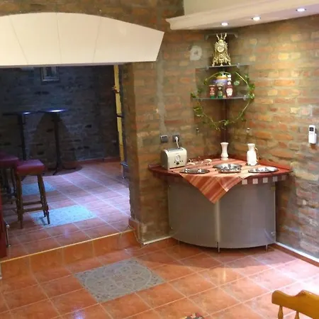 Resident Hill Guest house *