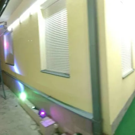 בית הארחה Resident Hill 4*