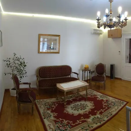 Resident Hill Gæstehus